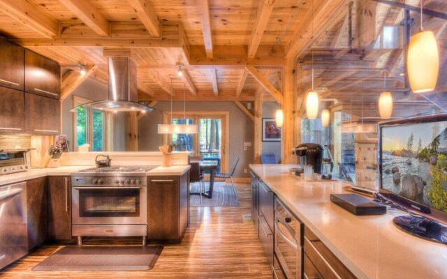 Shining Shire - Sauna, Steam Shower, Very Cool!