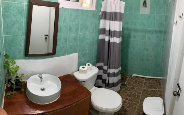 Kin Hostal and Camping