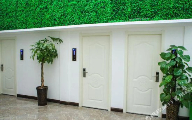 Zhengzhou Shangjia Fashion Hotel (Longzihu College District Store)