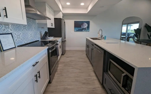 The Intercoastal #205 - Beachy Chic