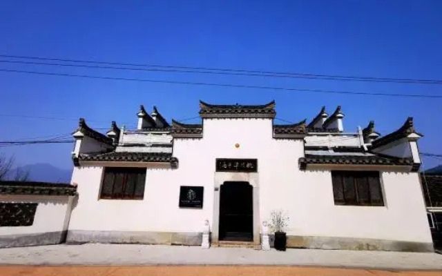 Taohuatan Jiutian Yisu Peninsula Villa