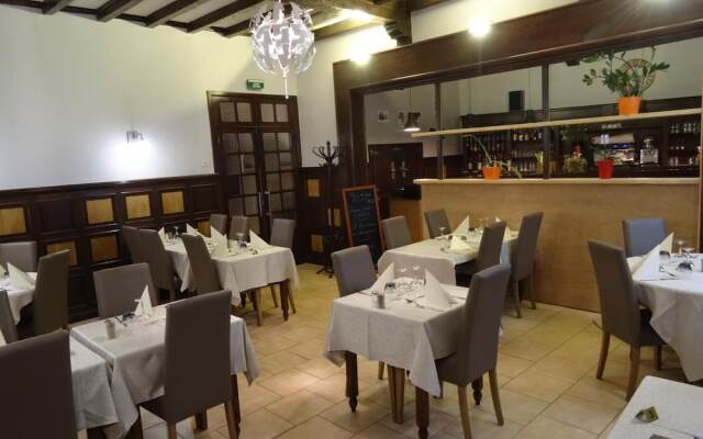 Hotel Au Bon Accueil