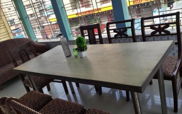 Goroomgo Pancham Continental Bareilly