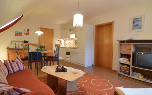 Cozy Apartment in Neumagen-Dhron near Lake Mosel with Garden