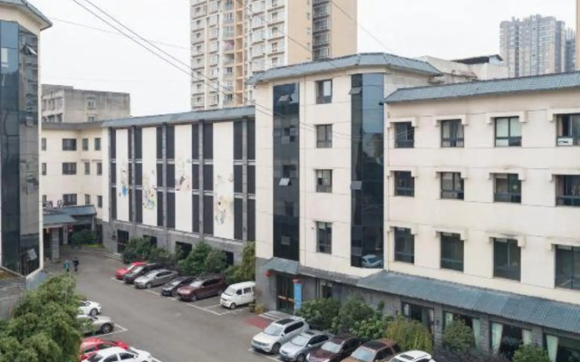 Deyang Defulai Hotel