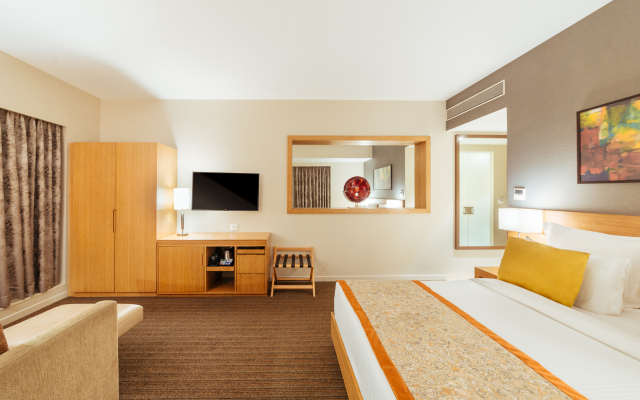 Novotel Lucknow Gomti Nagar Hotel