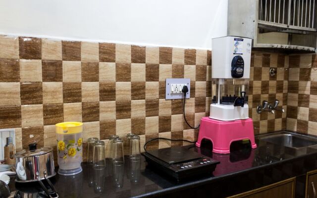 OYO 14061 Home Exotic 1BHK Khanyara Road