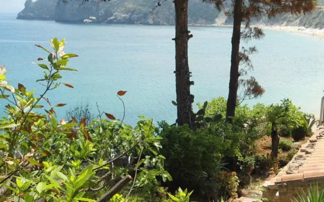 Villa Guidaloca on the beach