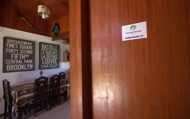 Refúgio Nômade Hostel