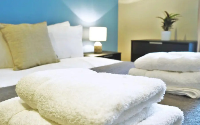 Spacious Elegant Apartments in Southbank