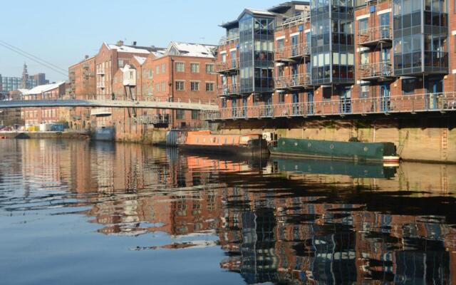 Leeds City Apartment