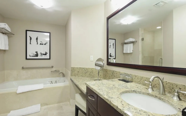 Residences at Fontainebleau Miami