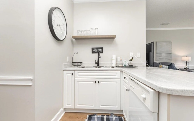 Magnolia Place 4643-202 1 Bedroom Condo