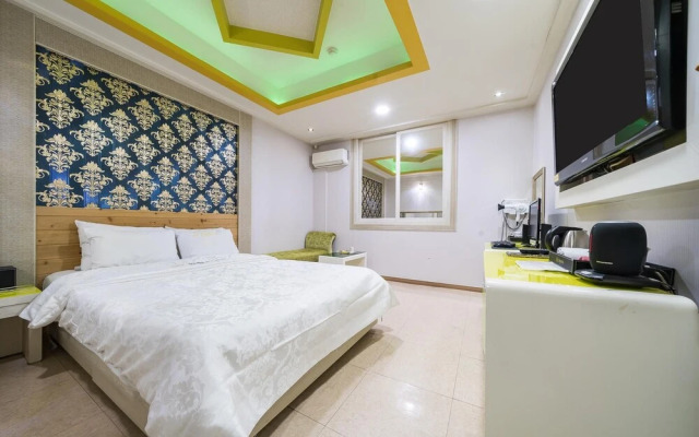 Gwangju Geumho Moment Hotel