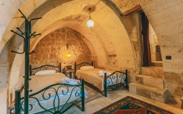 Zula Cave House