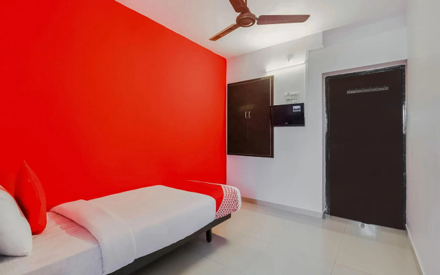 Flagship 74267 Hotel Maruthi Gandhi Park