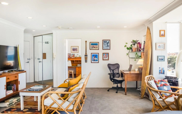 Bondi Cloud Surf House at Sydney Dreams Serviced Apartments – Guest Rooms – Sydney