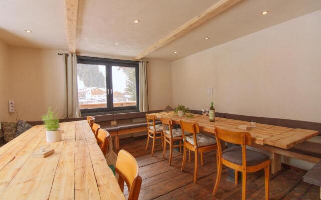 Backyard Mountain Hostel