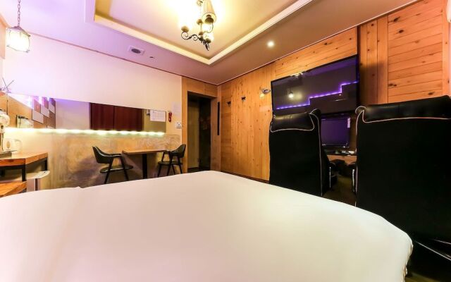 Manhattan Hotel