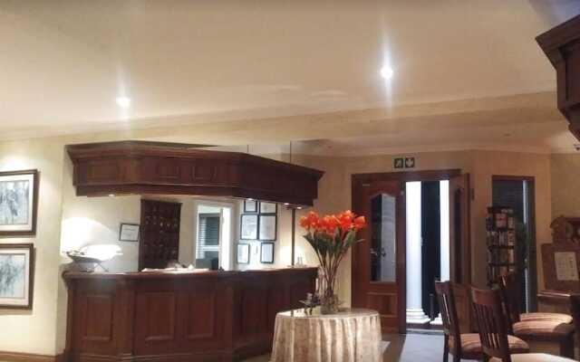 Kingfisher Lodge