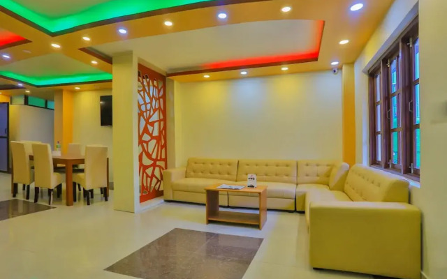 Oyo 589 Hotel Trimurti