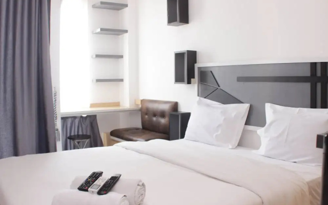 Cozy And Nice Studio At Sayana Bekasi Apartment