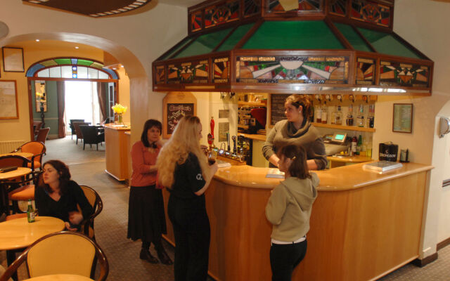 Fourcroft Hotel