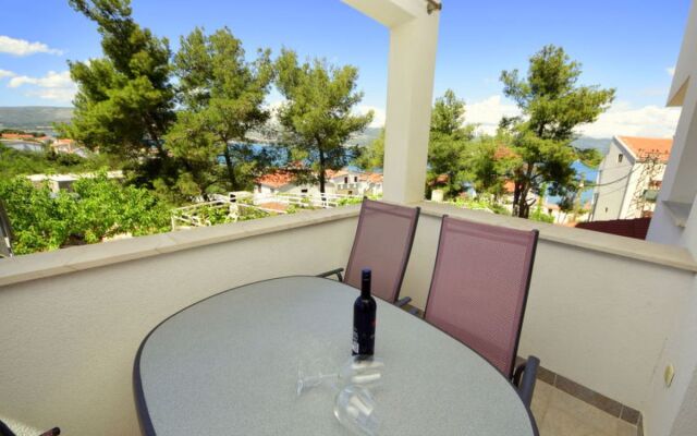 Apartment Anđa Trogir/Slatine 12288