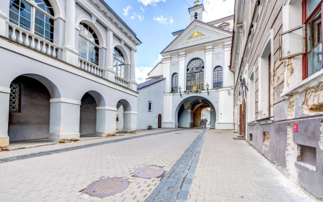 Old Town Gate Residence