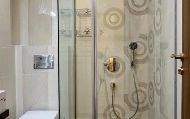 Luxury 2 bedroom,2 bathroom apart ,free parking