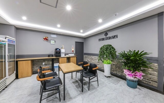 Chungju Lie Hotel