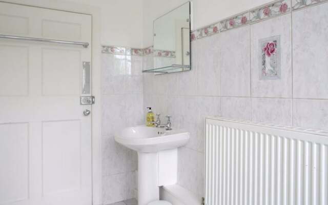 3 Bedroom Flat In City Centre