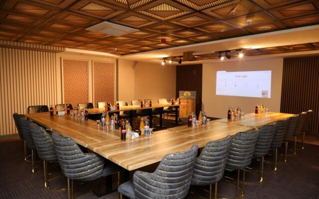 Fika City & Spa Otel