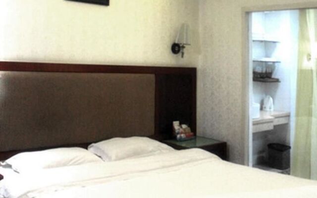 广州三元里富华酒店