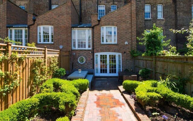 Charming 3BR Home near the Imperial War Museum