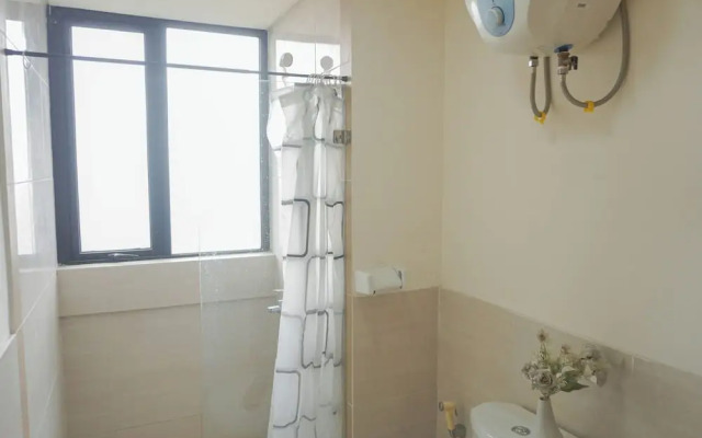 Homey And Cozy 3Br At Meikarta Apartment
