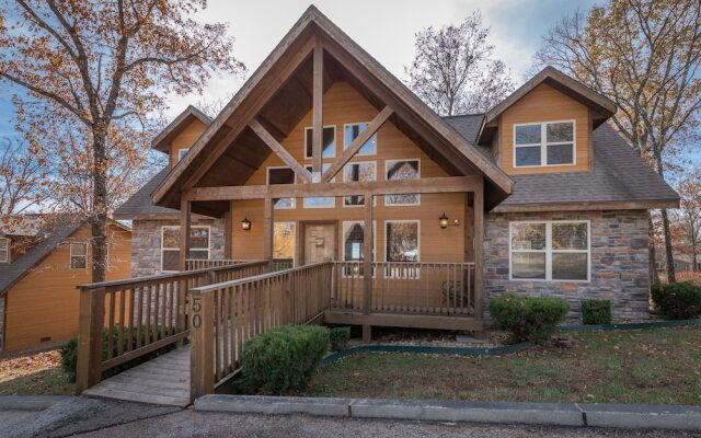 The Lodges at Table Rock Lake by Capital Resorts
