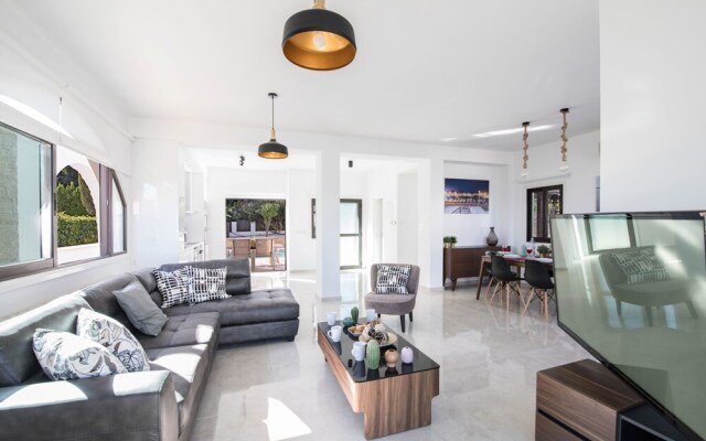 Cyprus Villa Anatoli 20 Gold