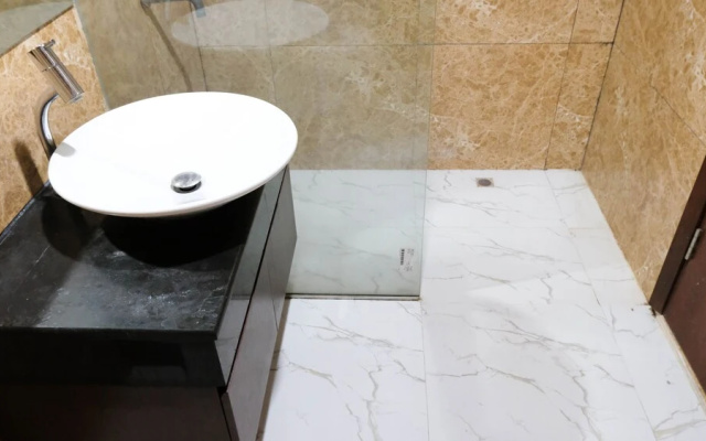 Spacious And Homey 1Br At Grand Sungkono Lagoon Apartment