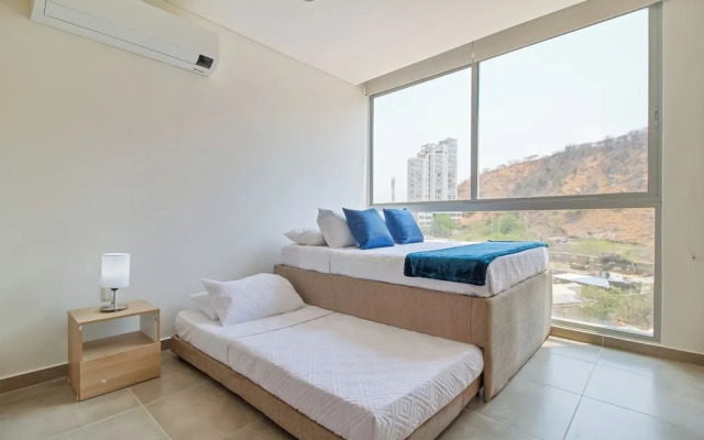 Salguero Suites By HostPro