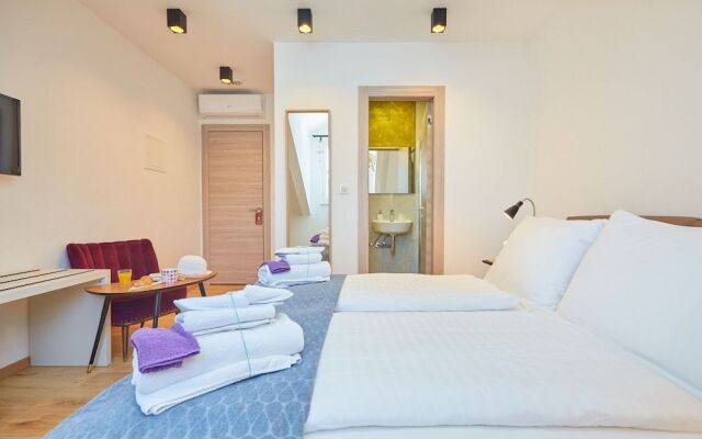 Boutique Villa Root