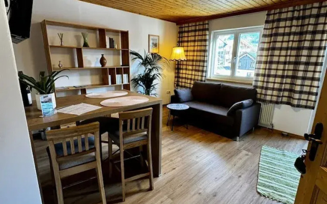 Heli's Holiday Suites