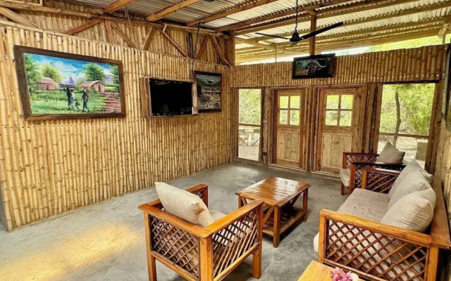 Baker & Sons Safari Company