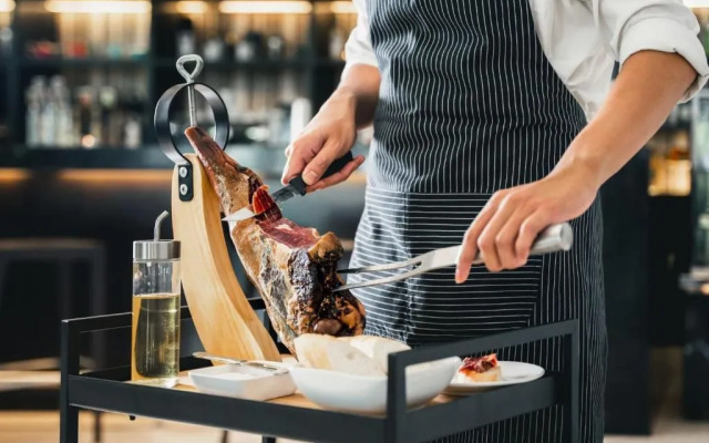 AC Hotel by Marriott Kuala Lumpur