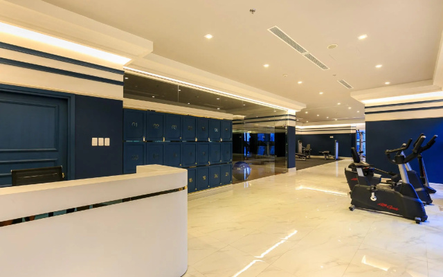 Luxury Hotel – Lobby – Ho Chi Minh City