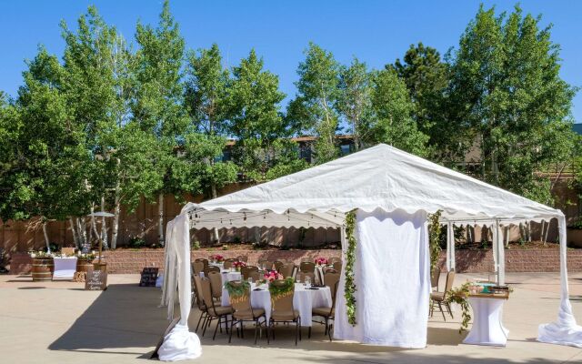 Holiday Inn Estes Park by IHG