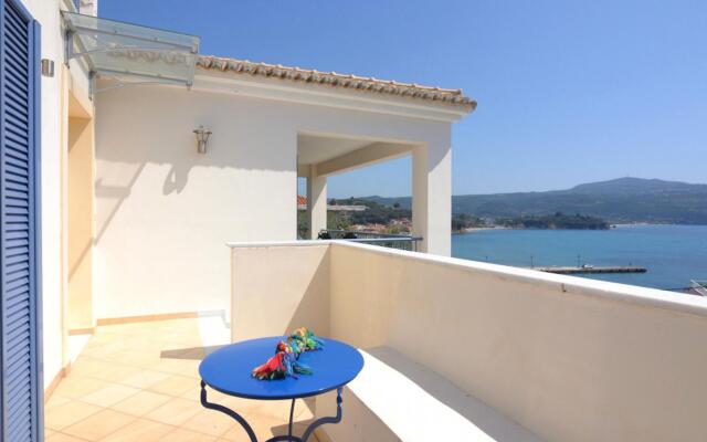 Villa in Finikounda With sea Beach