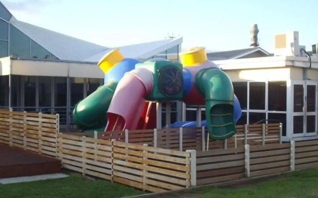 Christies Beach Hotel