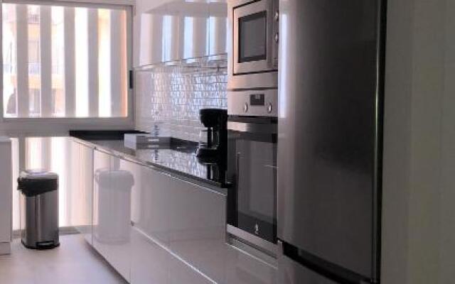 Apartamento con vistas al mar segunda línea Villajoyosa