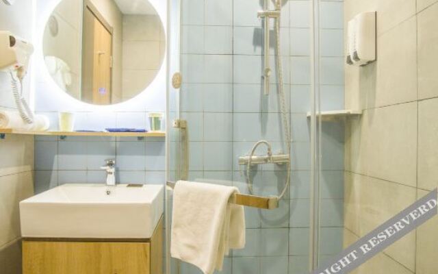 Home Inn (Dong'e County Government)